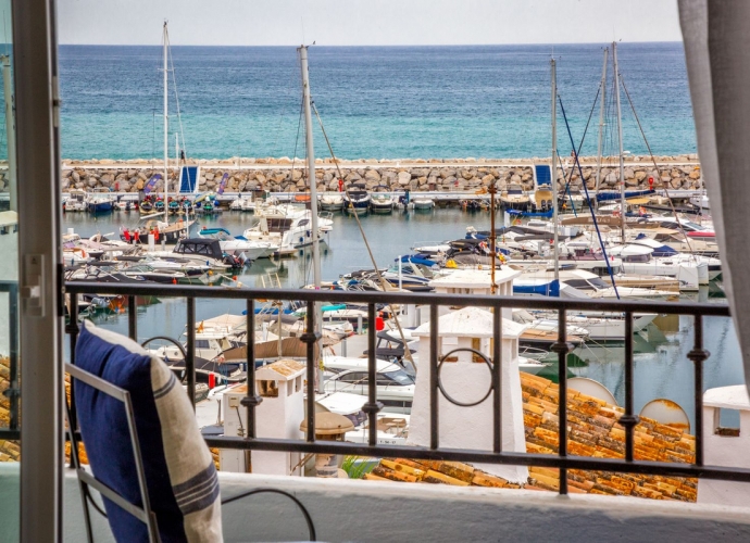 Appartement milieu d’Etage situé à Puerto Banús Jardines del Puerto  - 9