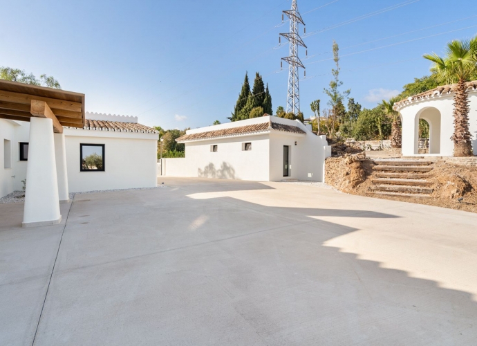 Villa Detached in El Rosario - 7