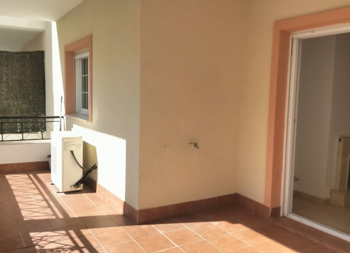 Appartement milieu d’Etage situé à Nueva Andalucía River Garden  - 9