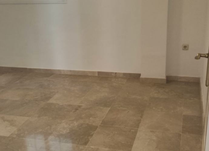Appartement milieu d’Etage situé à Nueva Andalucía River Garden  - 10