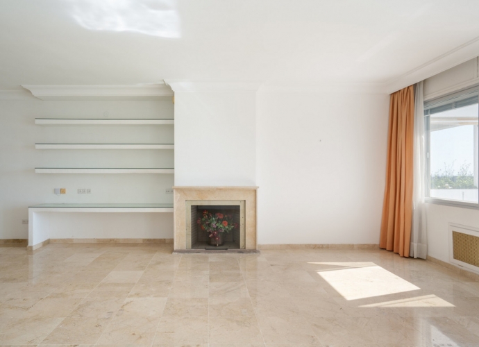 Apartamento Planta Media en Guadalmina Alta - 8