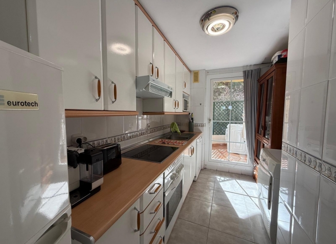 Appartement milieu d’Etage situé à Nueva Andalucía Señorío de Aloha  - 10