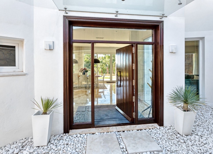 Villa Detached in El Rosario - 4