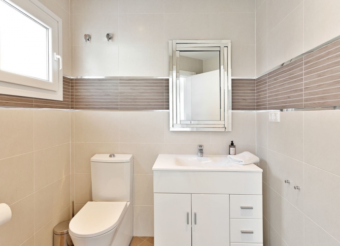 Villa Detached in El Rosario - 6