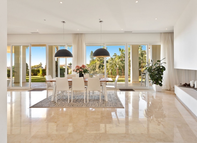 Villa Detached in El Rosario - 7