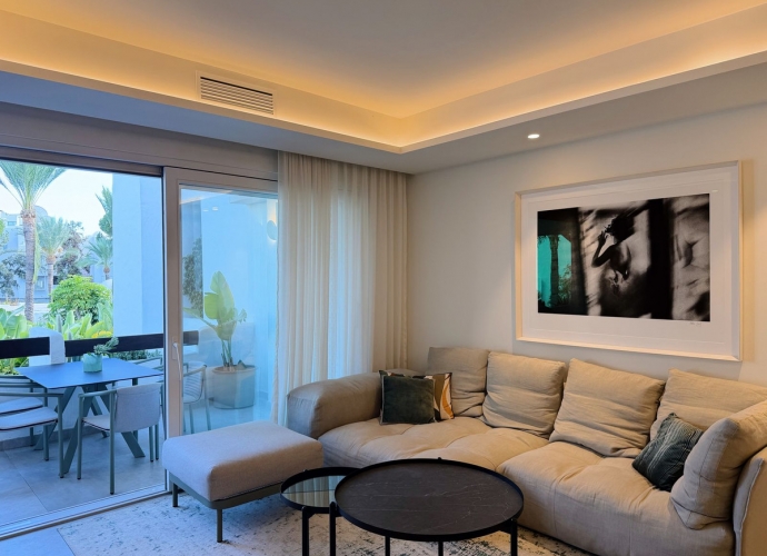 Apartment Middle Floor in The Golden Mile - 5