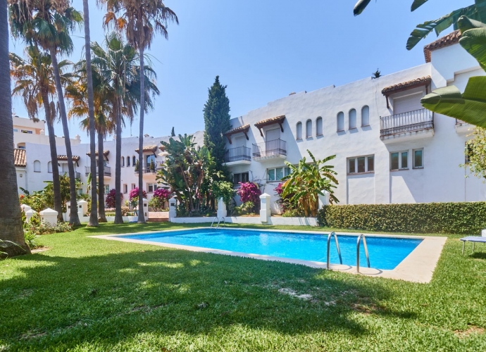 Townhouse Semi Detached in The Golden Mile - 2