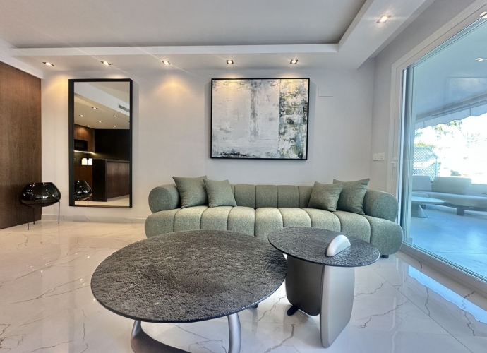 Appartement milieu d’Etage situé à Nueva Andalucía Los Granados Golf  - 8