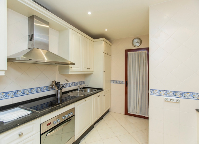 Apartment Middle Floor in Marbella - 6