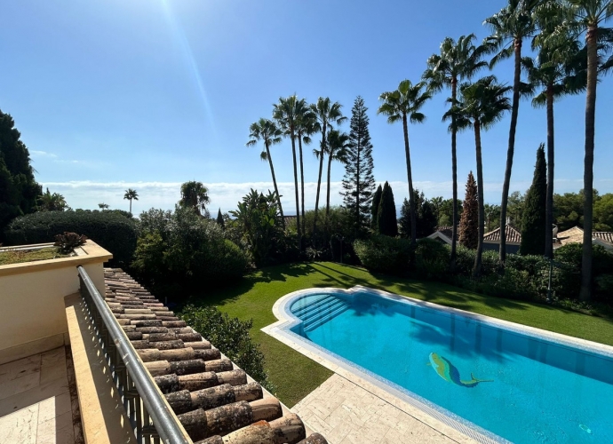 Villa Detached in Sierra Blanca - 2