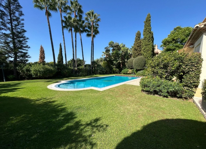 Villa Detached in Sierra Blanca - 5