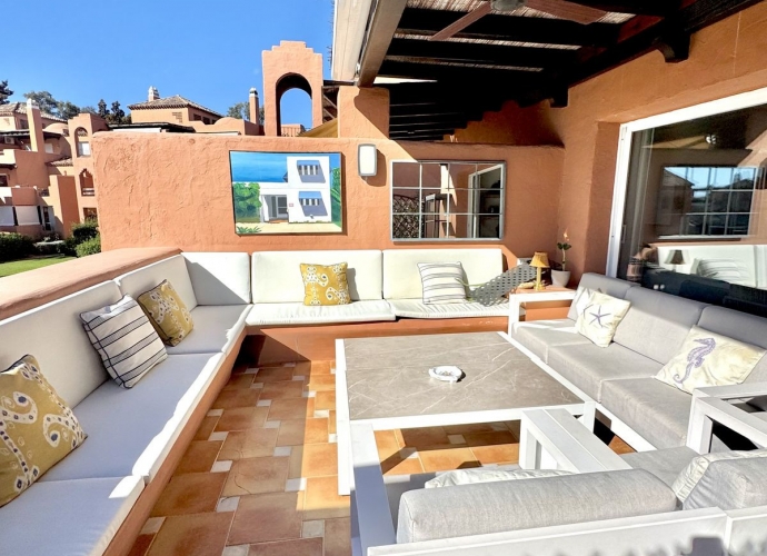 Apartment Penthouse Duplex in Guadalmina Baja - 2