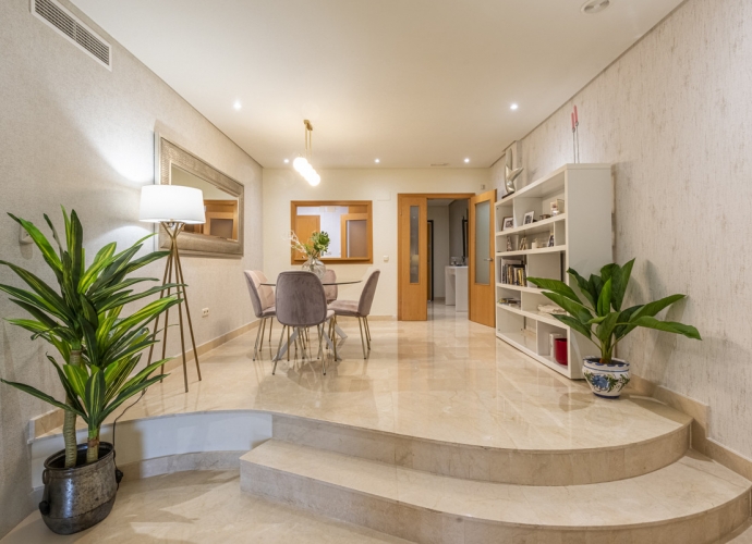 Apartamento Planta Media en Puerto Banús - 2