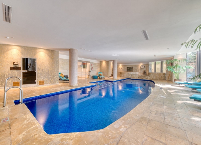 Apartment Middle Floor in Puerto Banús - 2