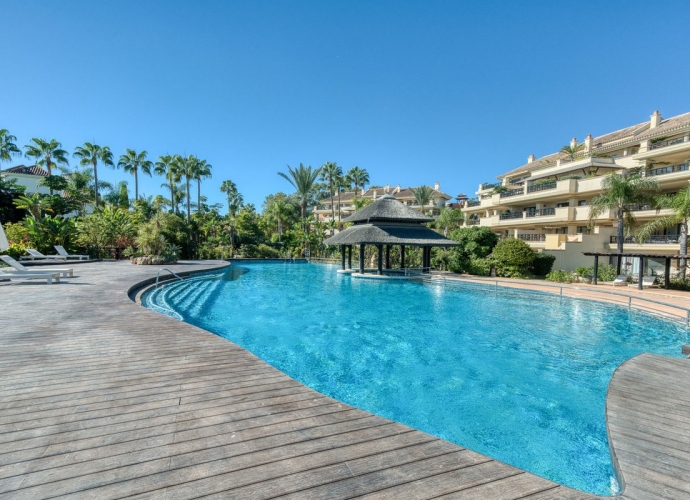 Apartment Middle Floor in Puerto Banús - 5