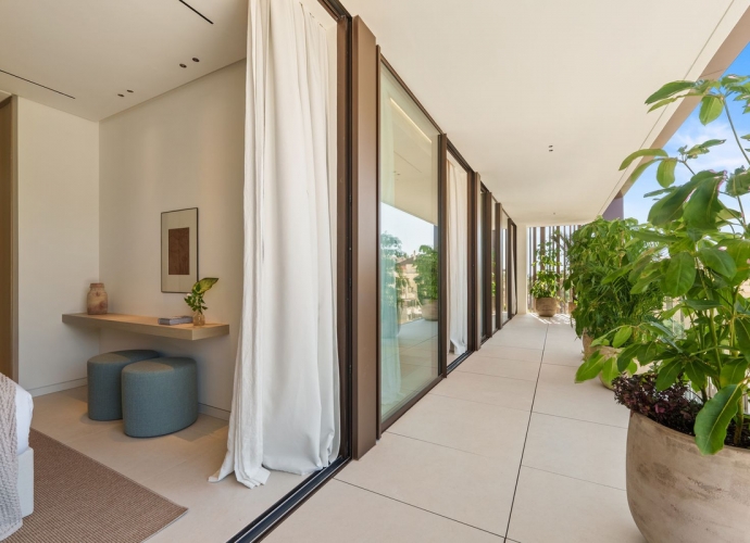 Villa Detached in The Golden Mile - 5