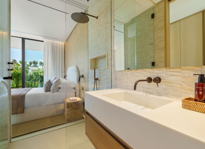 Villa Detached in The Golden Mile - 6