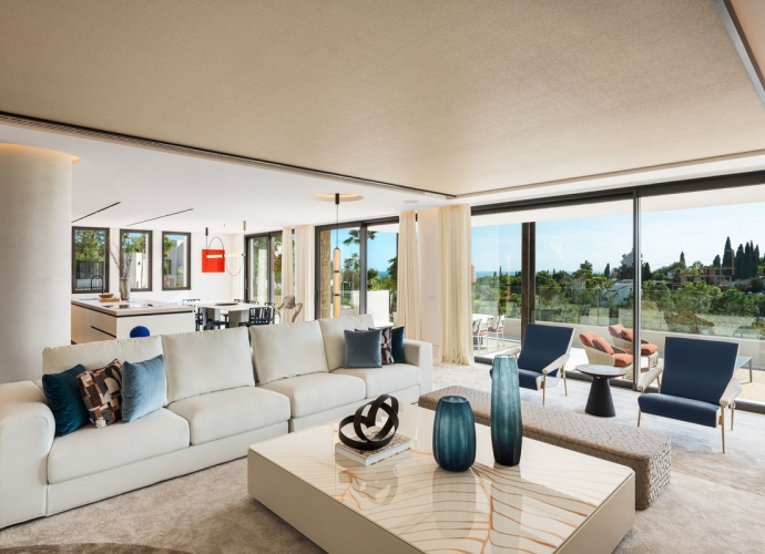 Villa Detached in The Golden Mile - 3