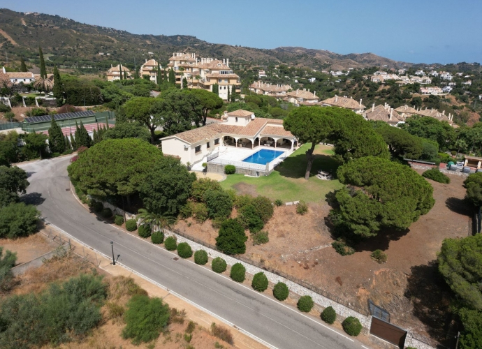 Terrain Résidentiel situé à Elviria - 2