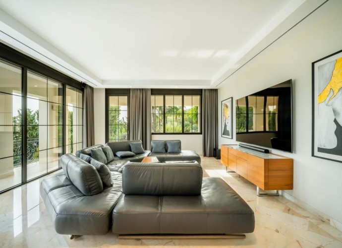 Villa Detached in Sierra Blanca - 5