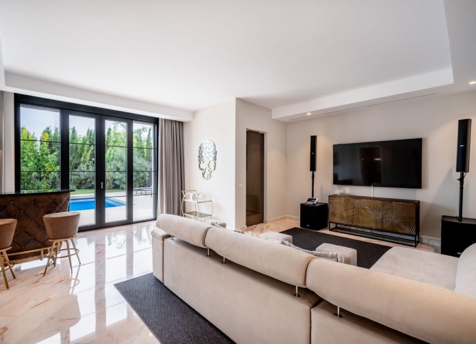 Villa Detached in Sierra Blanca - 7