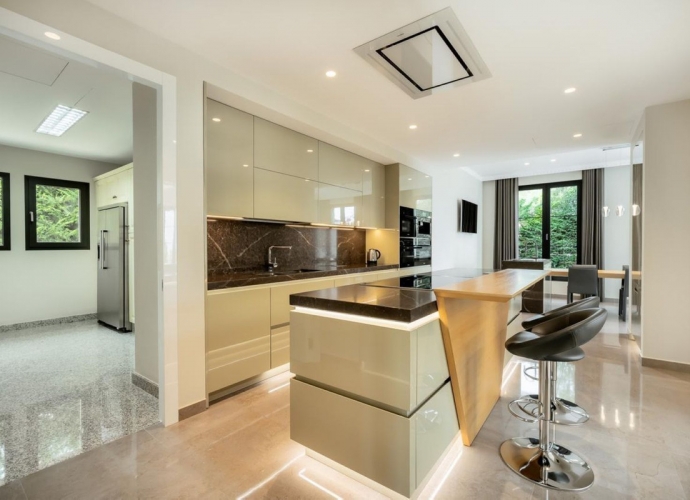 Villa Detached in Sierra Blanca - 9