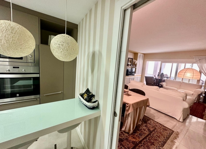 Apartamento Planta Baja en Puerto Banús - 4