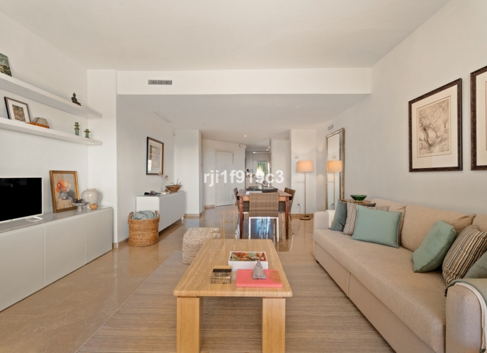 Apartment Middle Floor in Elviria - 5