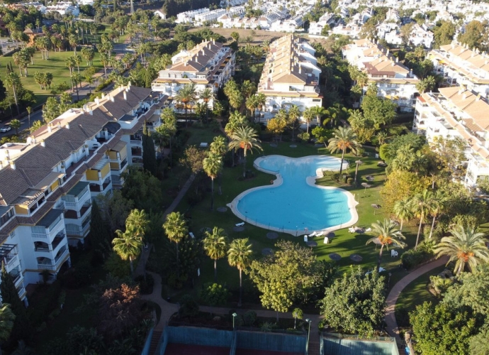 Apartamento Planta Baja en Puerto Banús - 2