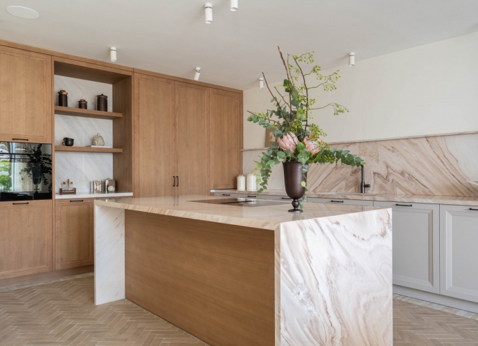 Villa Semi Detached in The Golden Mile - 10