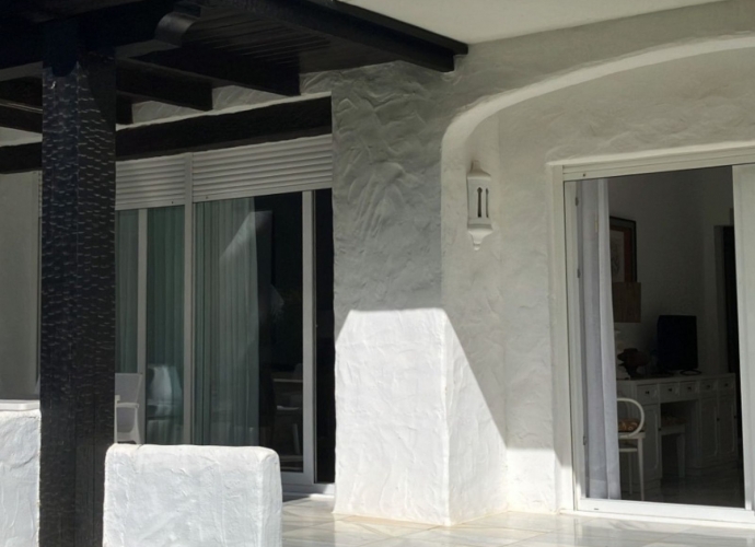 Apartamento Planta Baja en Puerto Banús - 2