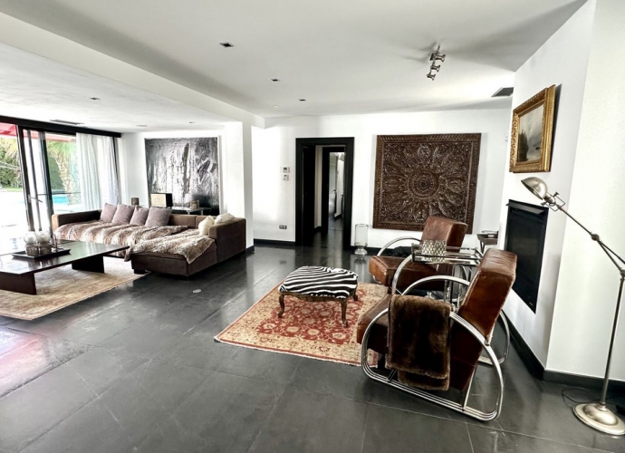 Villa Independiente en Guadalmina Baja - 3