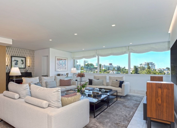 Apartamento Planta Media en Guadalmina Alta - 10