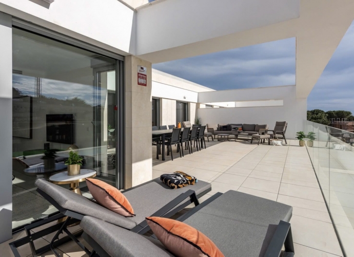 Apartment Penthouse in Elviria - 1