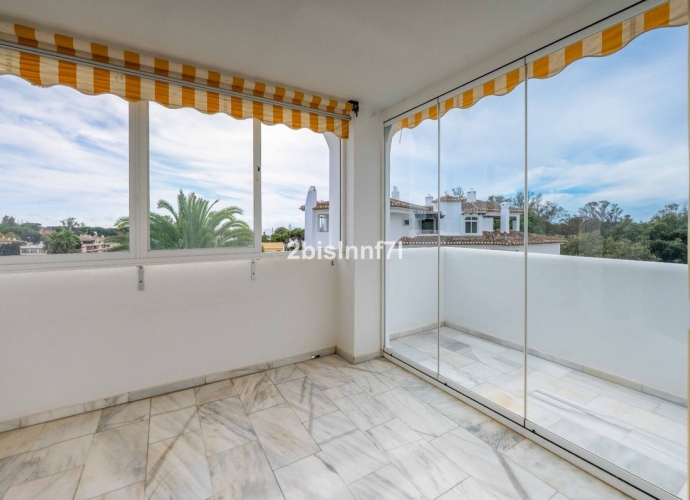 Appartement milieu d’Etage situé à Elviria - 7