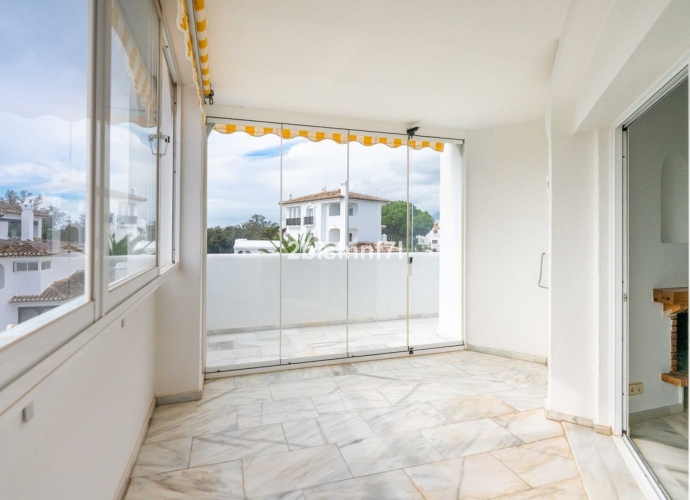 Appartement milieu d’Etage situé à Elviria - 8