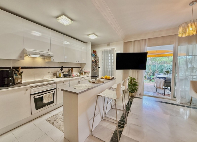 Appartement  rez de chaussée situé à The Golden Mile - 3