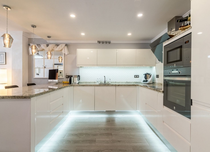 Apartamento Planta Media en Benahavís - 3