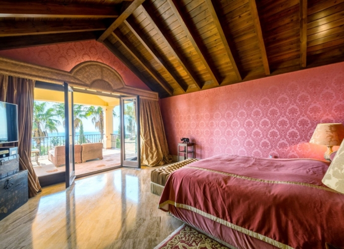 Villa Detached in Sierra Blanca - 5