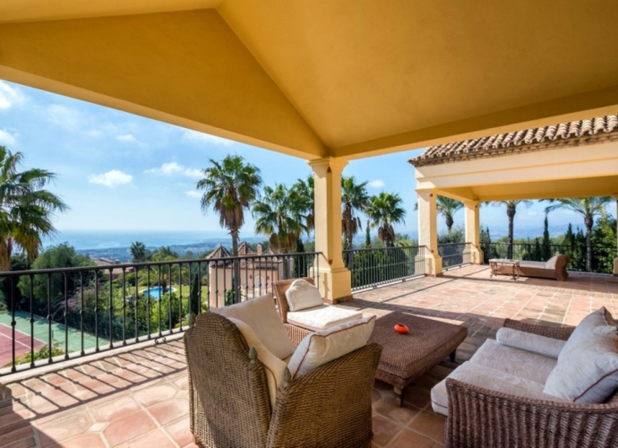 Villa Detached in Sierra Blanca - 8