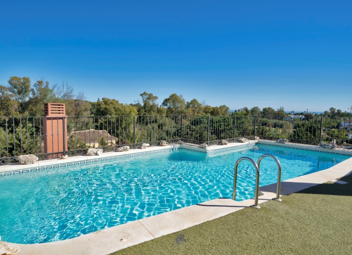 Apartment Penthouse Duplex en Guadalmina Baja - 1