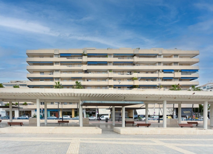 Apartment Middle Floor in Puerto Banús - 1