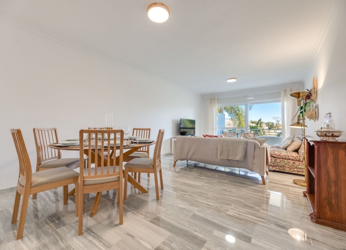 Apartment Middle Floor in Guadalmina Baja - 10