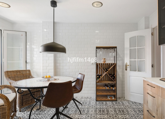 Appartement milieu d’Etage situé à San Pedro de Alcántara Las Adelfas  - 5