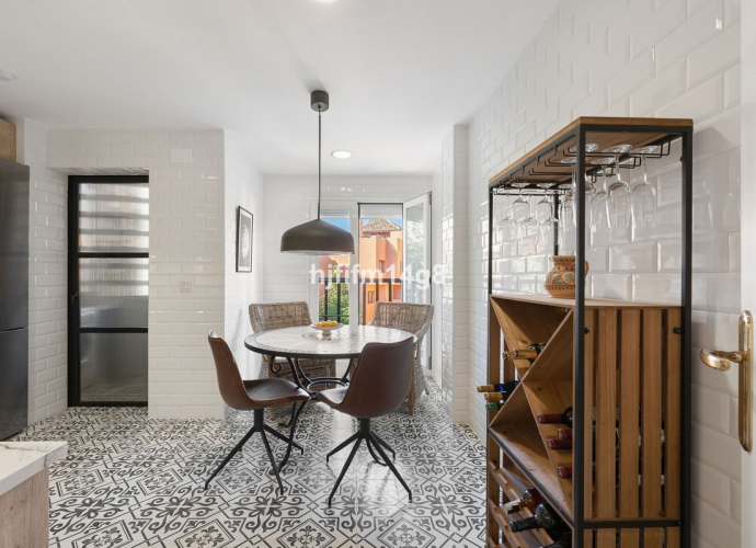 Appartement milieu d’Etage situé à San Pedro de Alcántara Las Adelfas  - 6