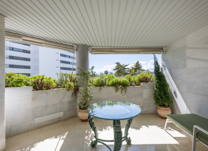 Apartment Middle Floor in The Golden Mile Jardines del Mar  - 6