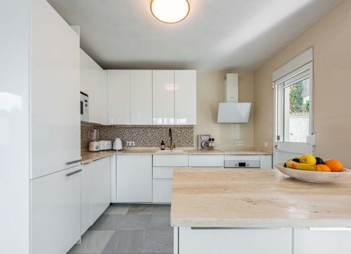 Villa Independiente en Nueva Andalucía - 5