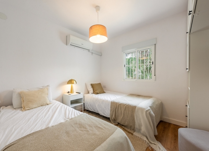 Villa Independiente en Nueva Andalucía - 10