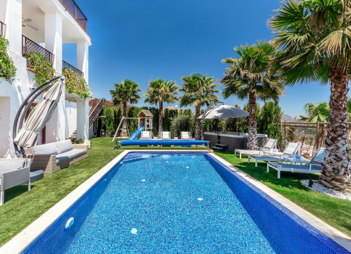 Villa Independiente en Benahavís - 4