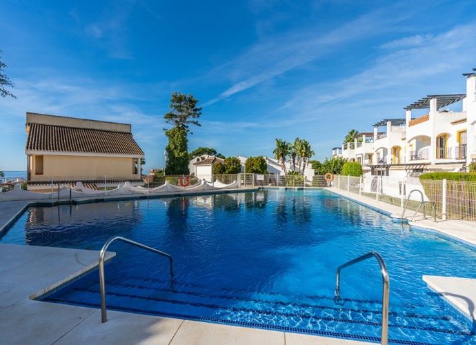 Villa Adosada en Costabella - 2